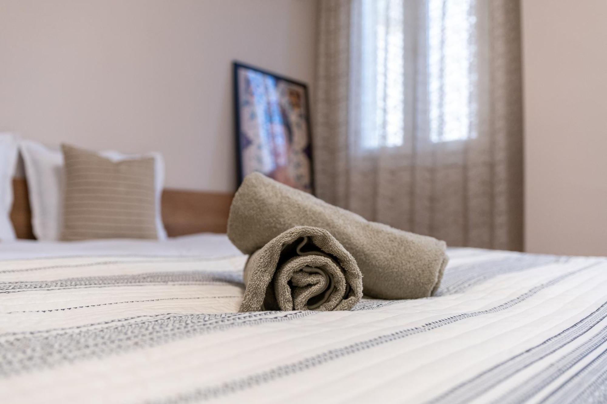 Modern & Elegant City Center Apartments Пловдив Экстерьер фото